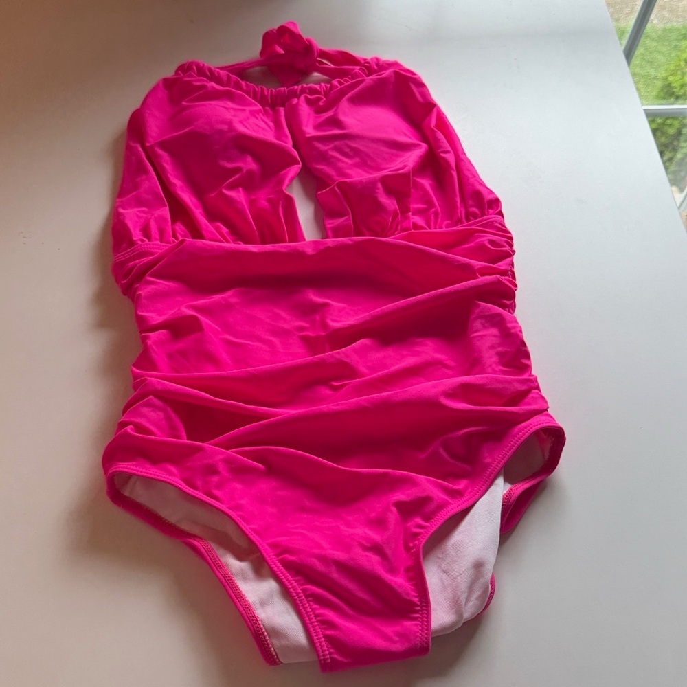 C15 Vibrant Pink One-Piece Swimsuit
